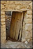 deur in verlaten dorp Dana - Jordanië , maandag 24 december 2007