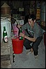 bij shop Quang Nguygen, Vietnam , woensdag 8 november 2006
